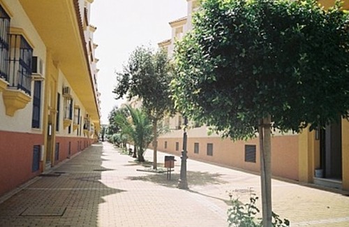 Zahara de los Atunes Apartamento | Amplio apartamento en planta alta moderna junto a la playa en el pueblo de Zahara