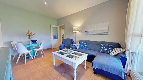 Zahara de los Atunes Apartamento | Zahara pueblo con parking y piscina