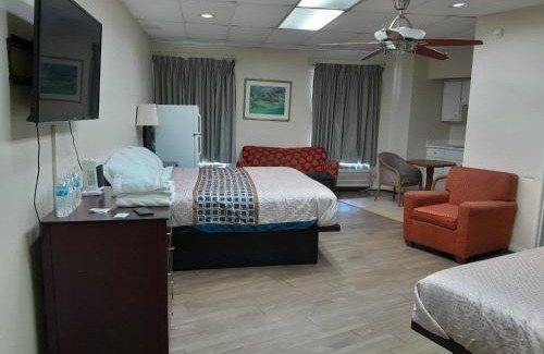 Augusta Hotel | Zainee Inc Budgetel Inn and Suites