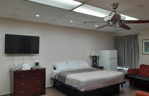Augusta Hotel | Zainee Inc Budgetel Inn and Suites