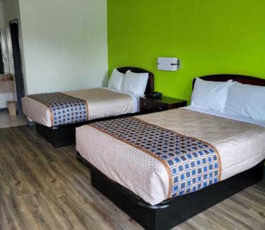 Augusta Hotel | Zainee Inc Budgetel Inn and Suites