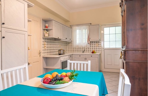 Langadhakia Villa | Zante 5 bedroom Villa with private pool and basketball court