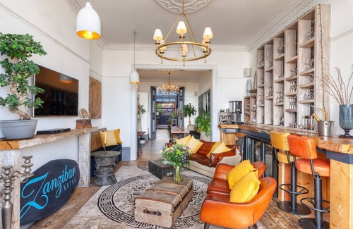 St Leonards-On-Sea Cabaña | Zanzibar Beach House
