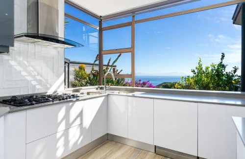 Mountainside Apartamento | Zaria Sun Family by Host Agents