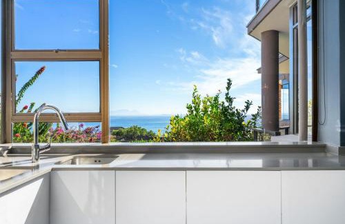 Mountainside Apartamento | Zaria Sun Family by Host Agents