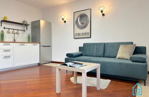 Borkowo Lostowickie Apartamento | Zatoka Apartment- Tranquil Retreat, 15 Minutes to the Sea & Gdańsk City Center