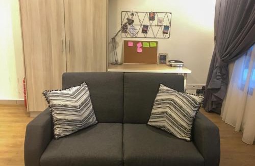 Bukit Jalil Apartamento | Zayah Homestudio near Bukit Jalil/Mines