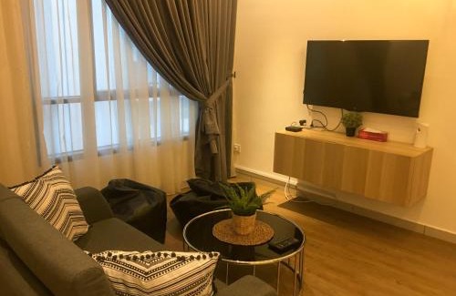 Bukit Jalil Apartamento | Zayah Homestudio near Bukit Jalil/Mines