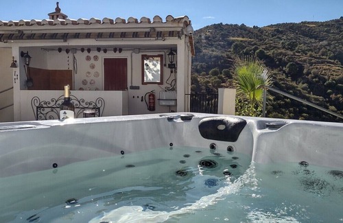 Almuñécar Casa | Zaza (Bibi+), un oasis de silencio y el aire libre