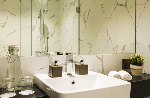 Rama 9 Hotel | ZAZZ Urban Bangkok