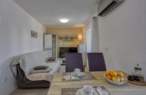 Funtana Apartamento | Zea