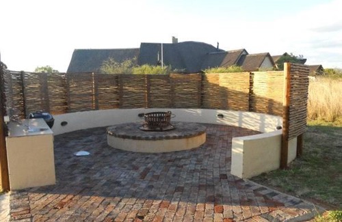 Leeupoort Casa | Zebula 4 bedroom house IS12