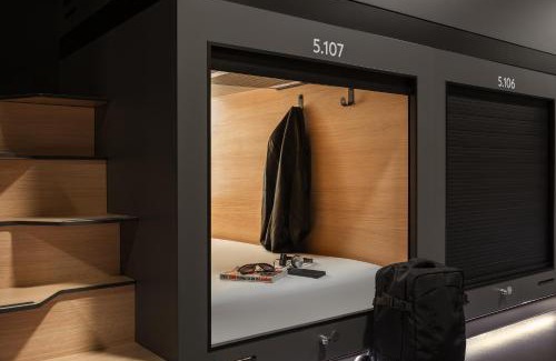Soho Hotel | Zedwell Capsule Hotel Piccadilly Circus