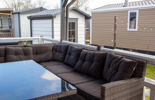 Renesse Chalet De Esquí | Zee&Zout, chalet 6 pers. bij Renesse en strand!