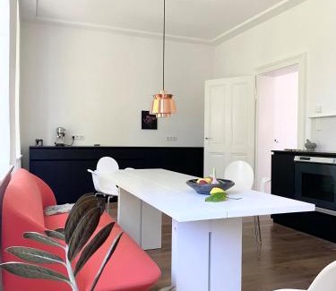 Nippes Apartamento | Zehuus mit Domblick und Dachterrasse
