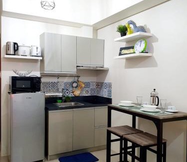 Legazpi Village Apartamento | Zeke a Zac Suite - The Beacon Makati