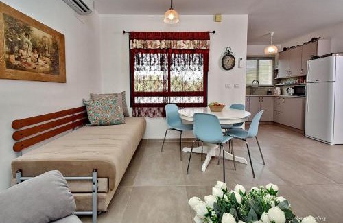 Sde Eliezer Cabina | Zemer Lodging