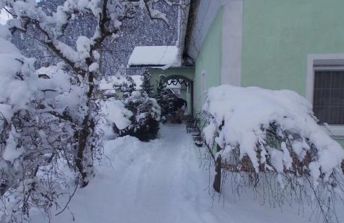 Kralova Lehota Casa | Zemianska Kúria Vachtár