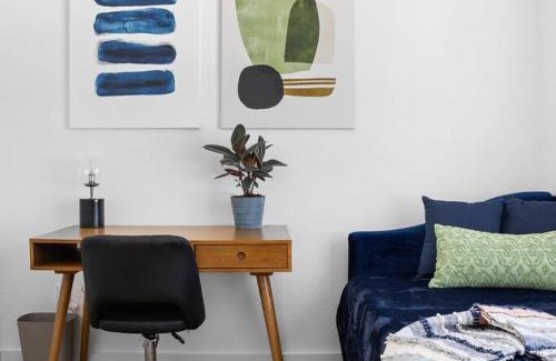 Apache Shores Casa | Zen Austin Home with a Cozy Tree House