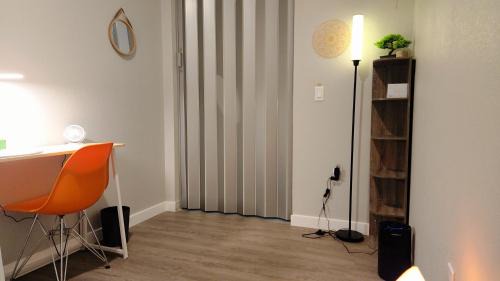 West Oakland Casa | Zen Den at Ciph Lab, Eco-Tech, Private Room, Direct BART Access to SF
