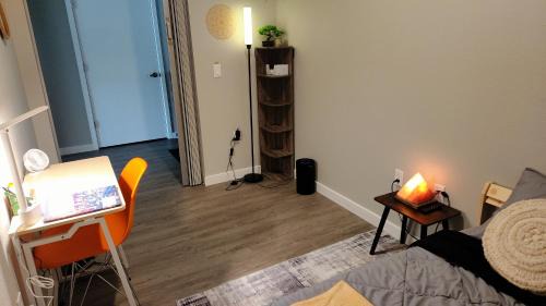 West Oakland Casa | Zen Den at Ciph Lab, Eco-Tech, Private Room, Direct BART Access to SF