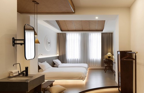 Jinping Qu Hotel | Zen Den Design