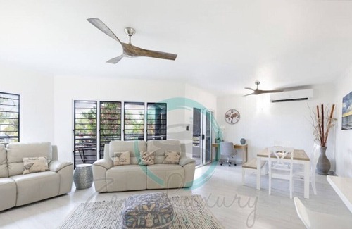 Rapid Creek Apartamento | ZEN FORESHORE - 3BR Nighcliff Apartment