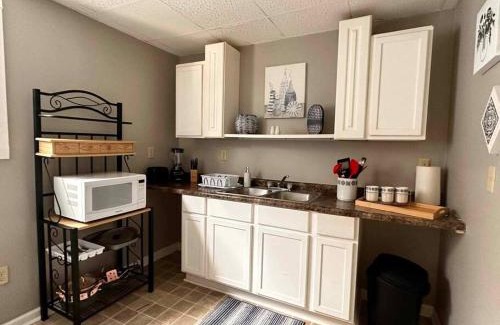 Near Eastside Apartamento | Zen Haven 3- Close to Downtown Indianapolis- Queen Bed