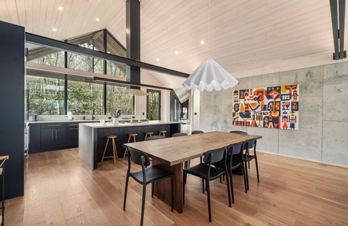 Laurel Ridge Casa | Zen in the Trees Hot Tub Forest Views Wi-Fi