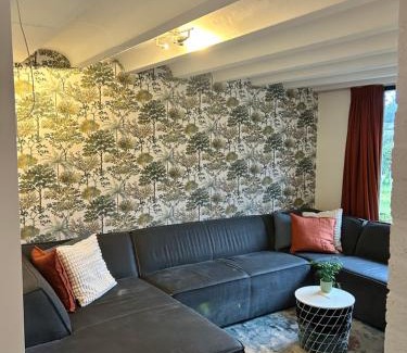 Broekheurne Apartamento | Zen Retreat - Free Private Parking!