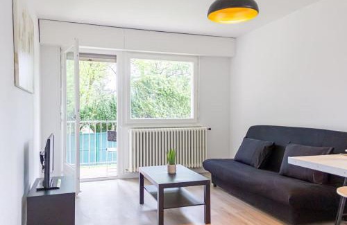 Ambilly Apartamento | ZenBNB - Kanji - Proche Tram - Parking Privé -