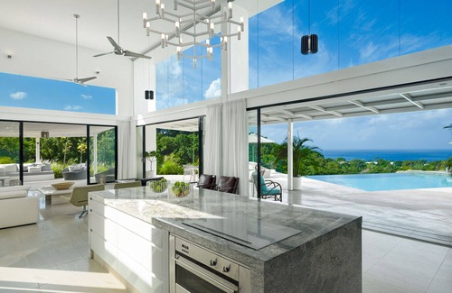 Weston Casa | ZenBreak Atelier House is a contemporary 4 bedroom ridge-front holiday villa with sea views