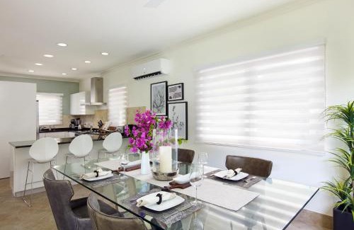 Gibbes Casa | Zenbreak KingsGate 1
