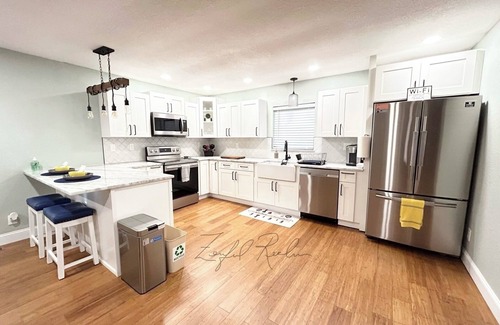 La Follette Casa | Zenful Retreat -----