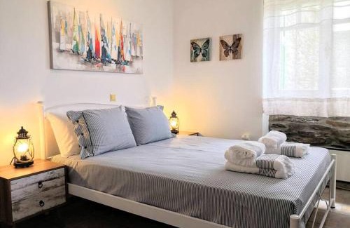 Mpatsi Casa | Zenios Andros-Cycladic house overlooking Batsi bay