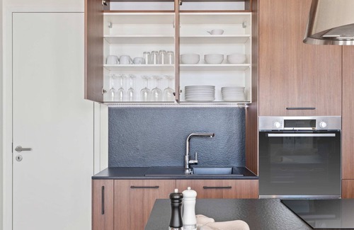 Ville Haute Apartamento | Zenit Royal - Designer City Apt w Panoramic Sunset Views & Concierge