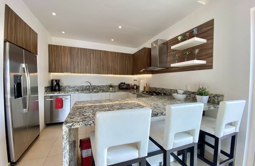 Emiliano Zapata Apartamento | Zenith - 403