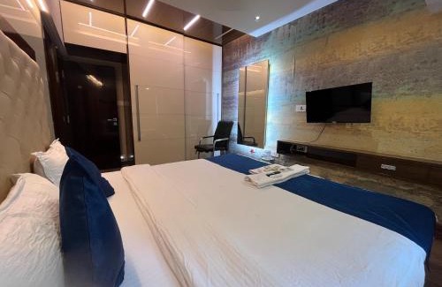 Powai Casa | Zenith Luxe Suites - Near IIT & Hiranandani, Powai