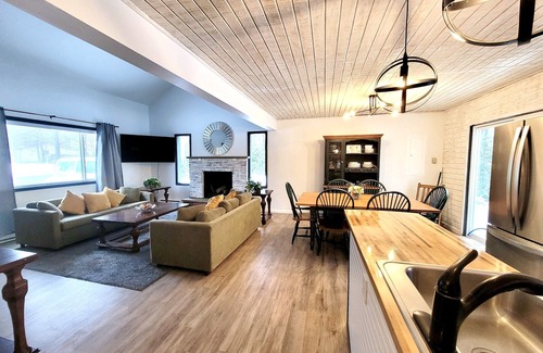 Tobyhanna Casa | ZenNature with hottub & pet friendly