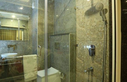 Dharamshala Hotel | ZENQ SIGNATURE INN MCLEODGANJ