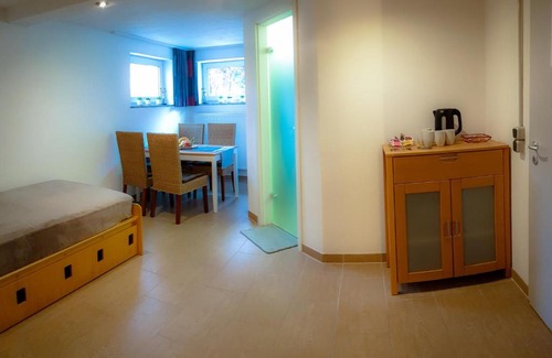 Haag in Oberbayern Apartamento | zentral Gästezimmer Haag i OB eigenes Apartment