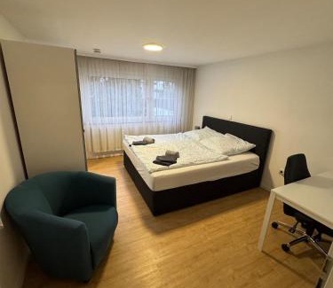 Bernhausen Apartamento | Zentral gelegene Wohnung nahe Flughafen und Messe