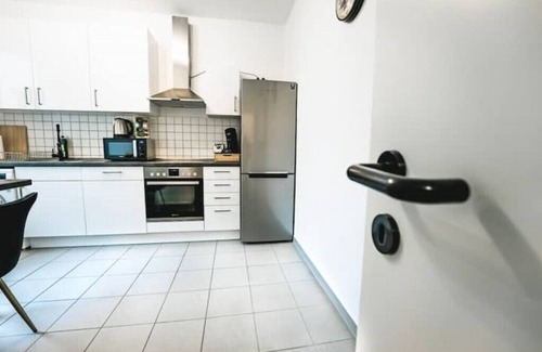 Haan Apartamento | Zentral-kingsize Bett-ps4-hbf