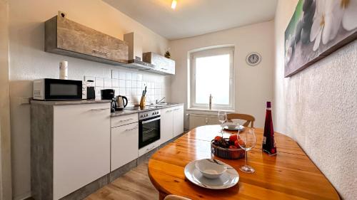 Schwerin Apartamento | Zentrale Ferienwohnung mit Gartennutzung