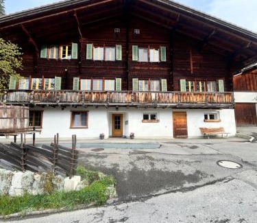 Adelboden Apartamento | zentrale, gemütliche Wohnung im Schweizer Stil I Bergblick