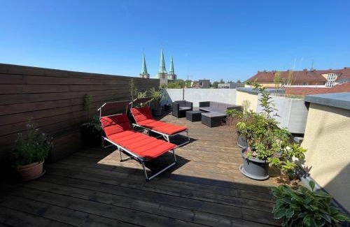 Mitte Apartamento | Zentrale großzügige Dachterassen Whg am Stadtpark in 15 Min mit U-Bahn zur Messe