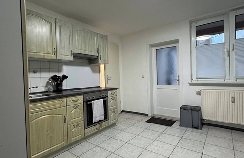 Ilmenau Apartamento | Zentrales 3.5 Raum Apartment mit Garten