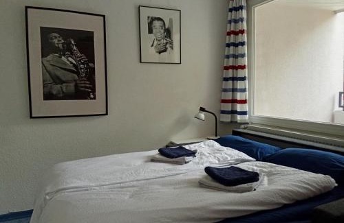 Volksdorf Apartamento | Zentrum Volksdorf 400m zur U-Bahn! Sehr gute Lage schickes Apartment