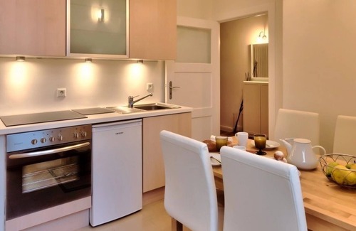 Tempelhof Apartamento | Zentrumsnah und Trotzdem im Grünen Eingerahmt von Zwei Großzügigen Parkanlagen
