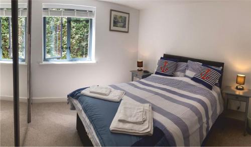 Fowey Apartamento | Zephyr - Bright Modern Apartment for Two